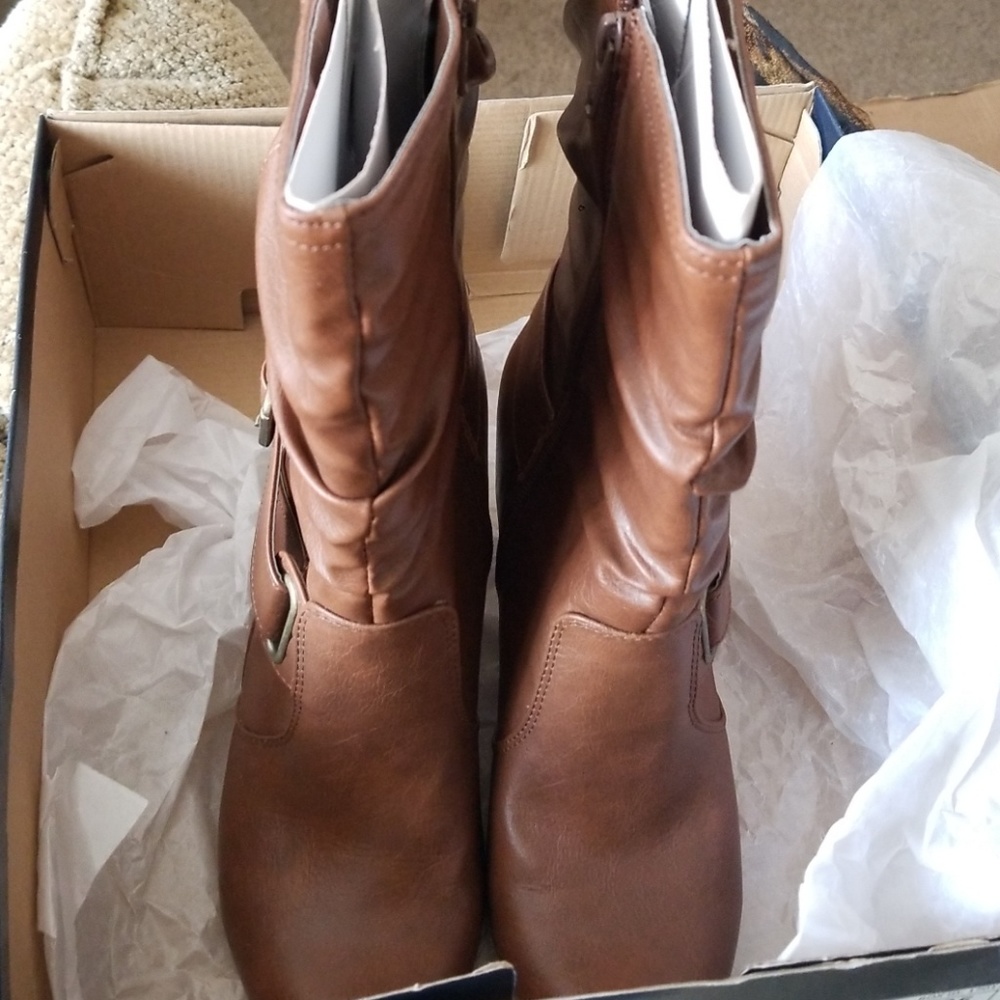 New boots!👢 - Picture 2 of 4